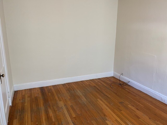 Building Photo - 15 Walbridge St