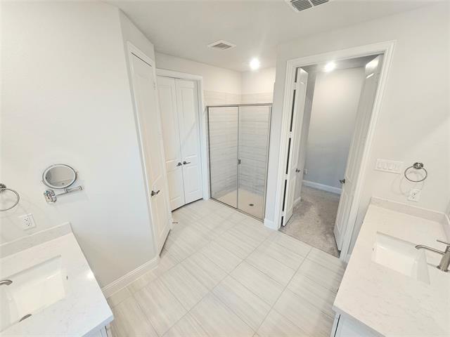 Building Photo - 1428 Huckleberry St