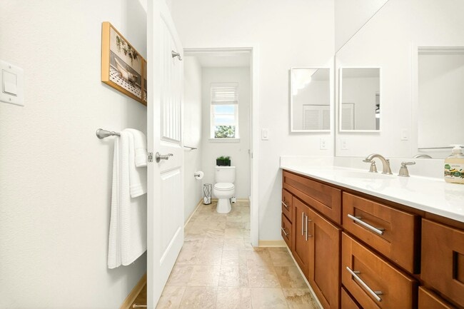 Building Photo - 724 Kakala St