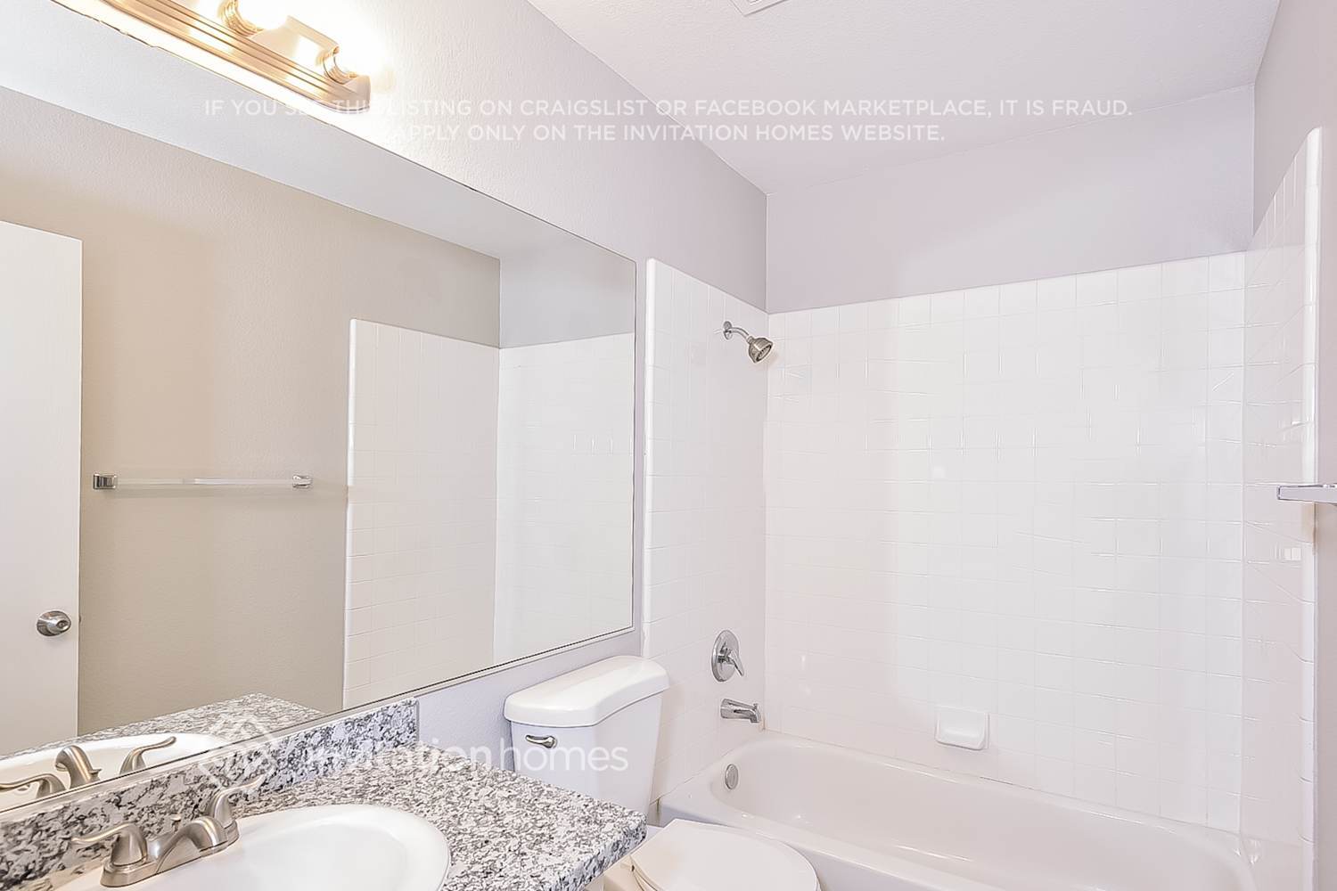 Building Photo - 8764 Country View Ave