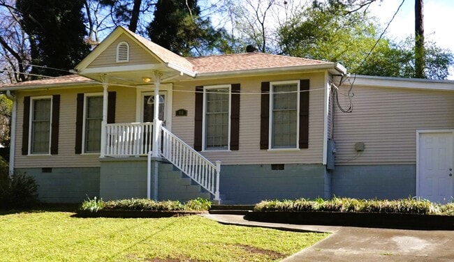 Building Photo - 116 Woodland Ct