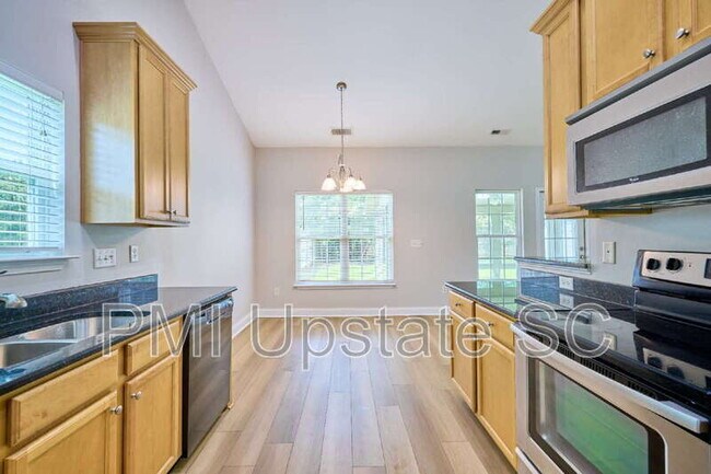 Building Photo - 5 Norwell Ln