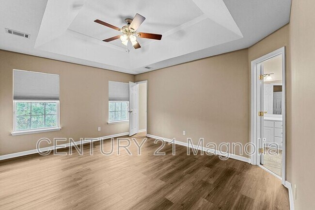 Building Photo - 934 Sedgefield Cir