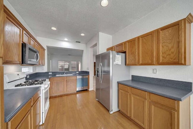 Building Photo - 9326 Lembert Dome Cir
