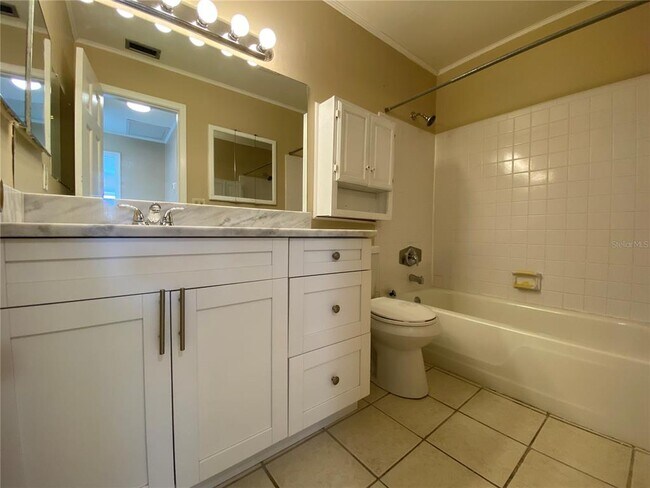 Building Photo - 8602 Huron Ct