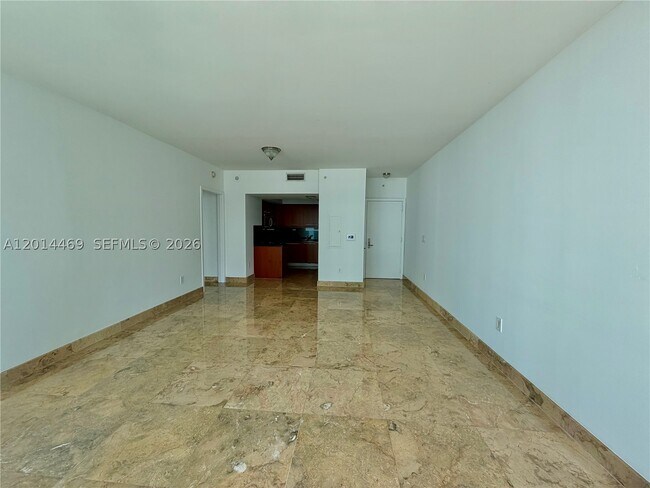 Building Photo - 1331 Brickell Bay Dr