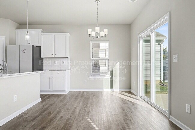 Building Photo - 4037 Stoneygreen Ln