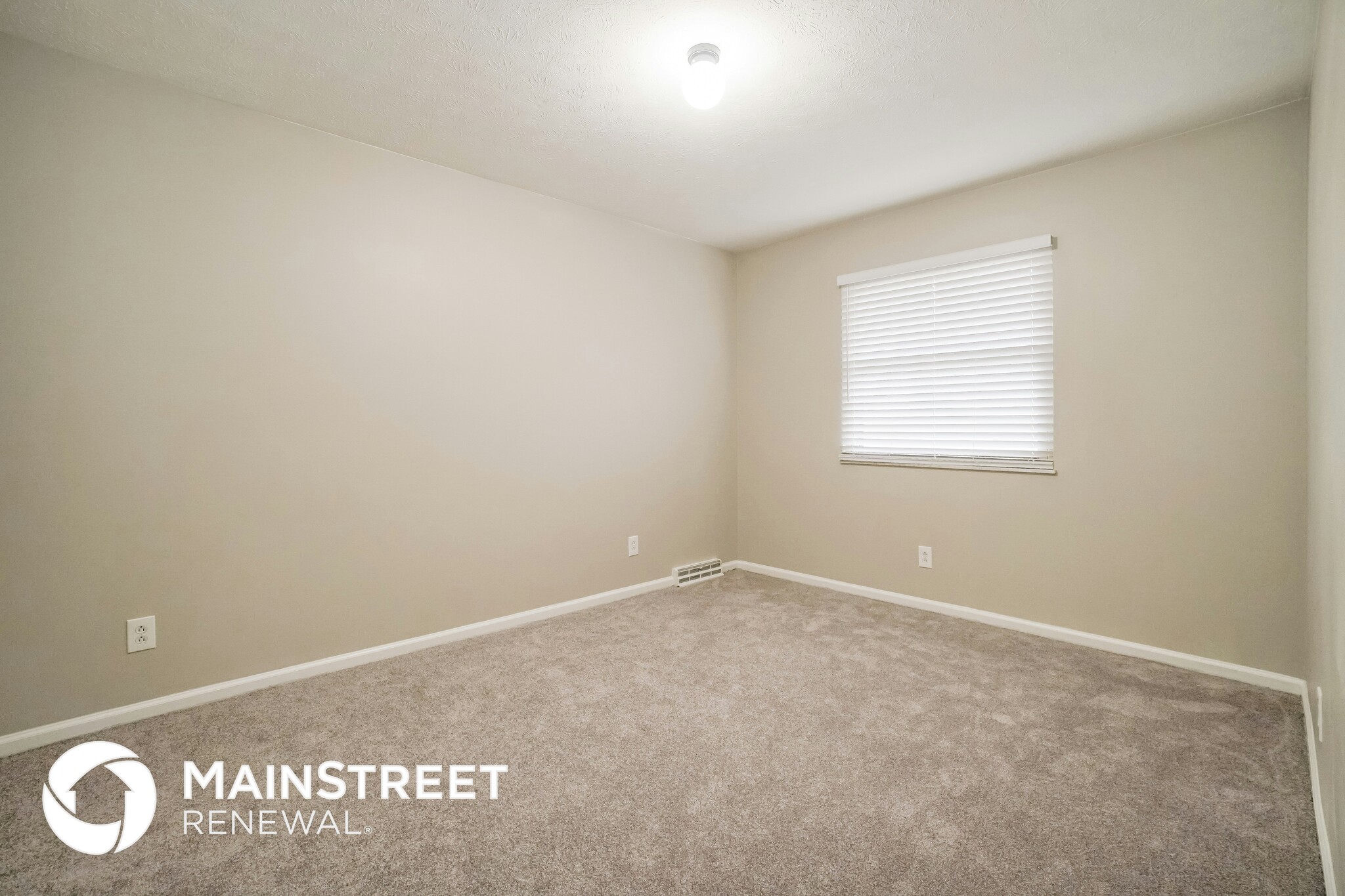 Building Photo - 1866 Faymeadow Ave