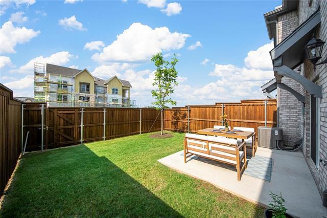 Building Photo - 1340 Hill Country Pl