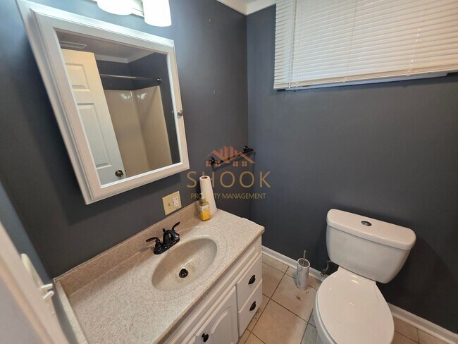 Building Photo - LOOK AT THIS 3 BR GEM WITH A BASEMENT UNDE...