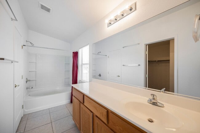 Building Photo - 4847 Double Down Dr
