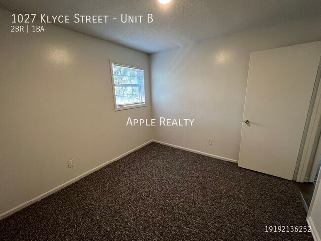 Building Photo - 1027 Klyce St