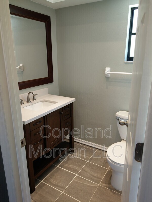 Building Photo - 4300 Trout Dr SE