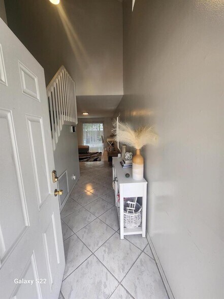 Building Photo - 5884 Dewberry Way