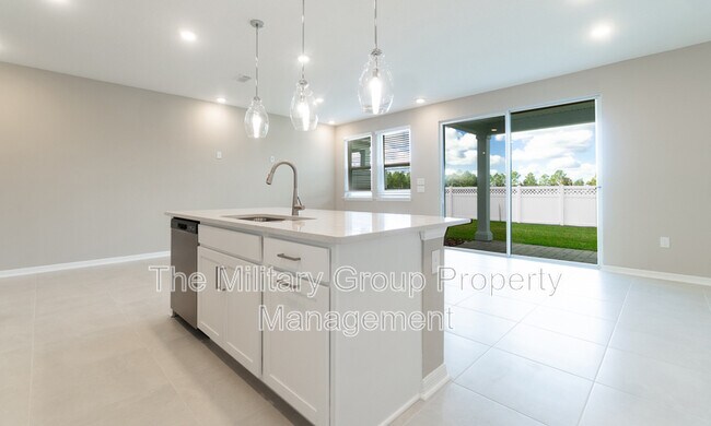 Building Photo - 246 Cherry Elm Dr