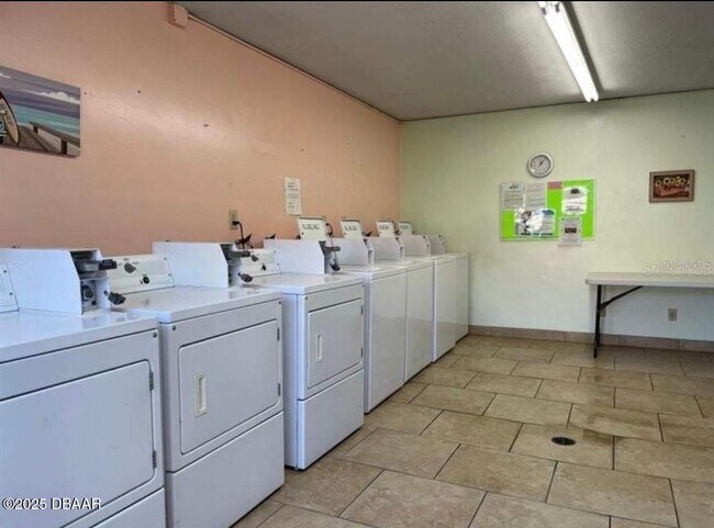 Building Photo - 2801 N Halifax Ave