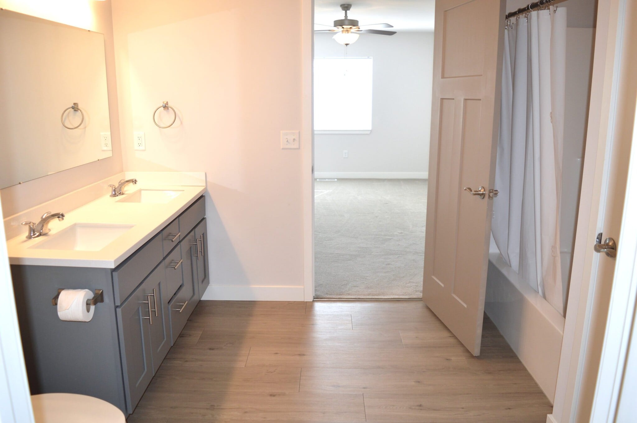 Building Photo - 4940 Innovation Dr