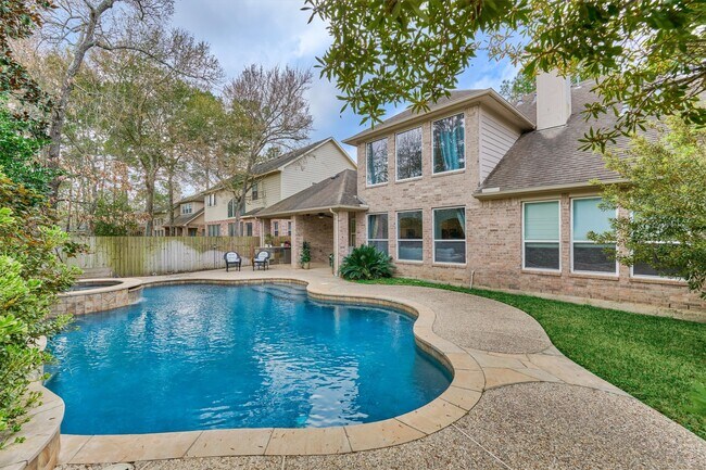 Building Photo - 18 Wyckham Cir