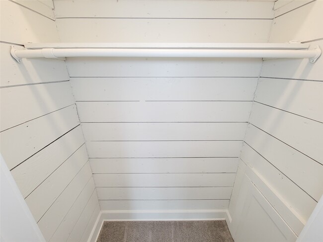 Building Photo - 1728 Hawthorne St