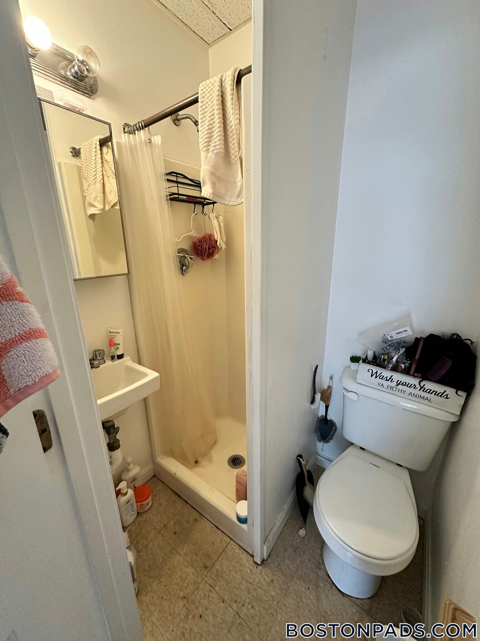 Building Photo - 405 Beacon St