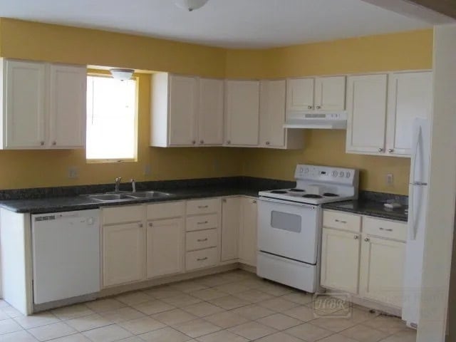 Building Photo - 1806 Bobcat Ln