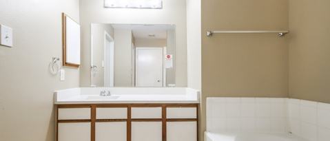 Building Photo - 1127 Laurel Chase Tr