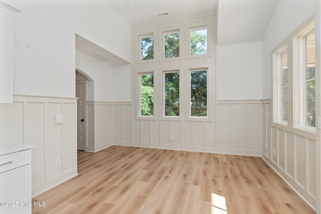 Building Photo - 1110 Tree Canopy Wy