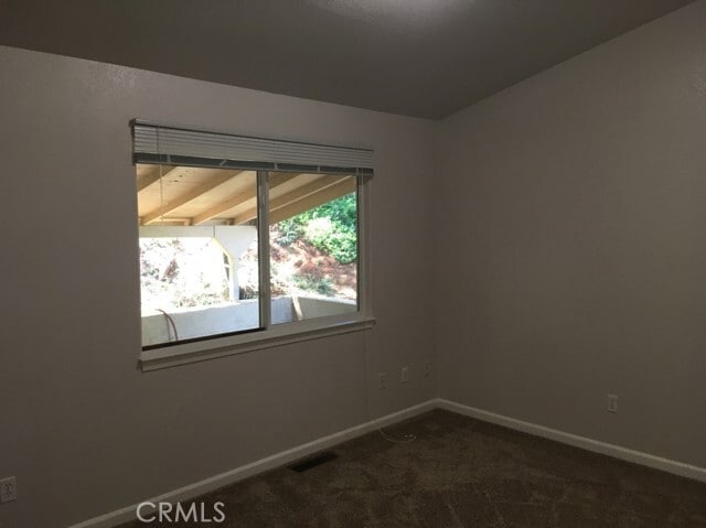 Building Photo - 7095 Fairview Dr