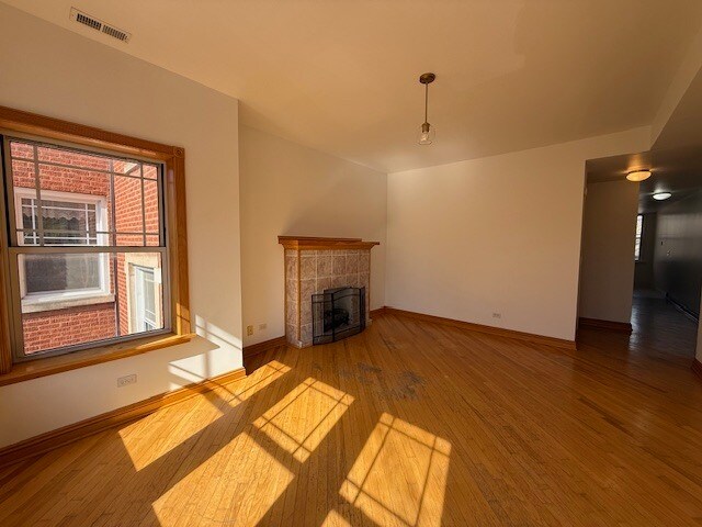 Building Photo - 929 Brummel St