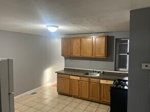 Building Photo - 257X McCulloh St