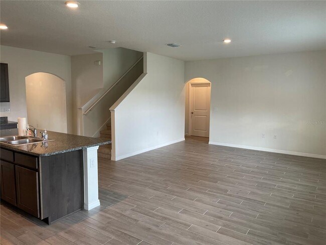 Building Photo - 6065 SW 84th St