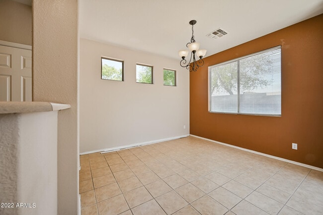 Building Photo - 1525 W St Kateri Dr