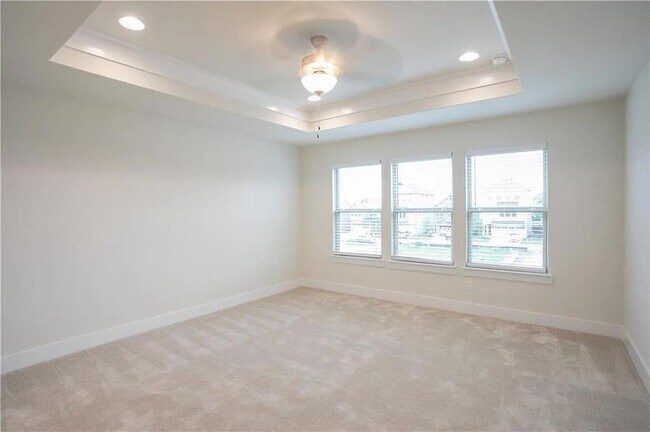 Building Photo - 13901 Eucalyptus Bnd