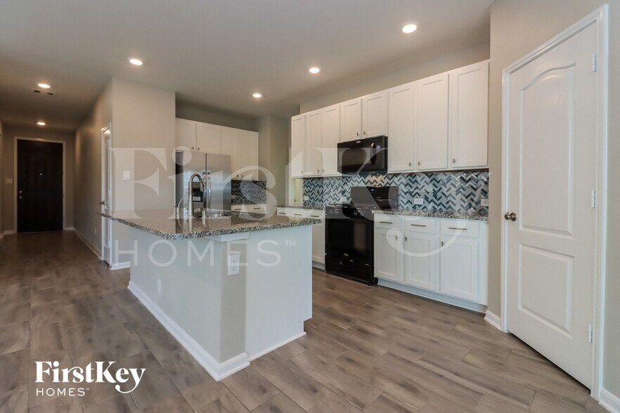 Building Photo - 22235 Davenport Downs Ln