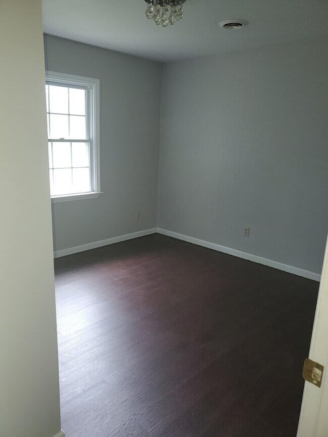 Building Photo - Ireland