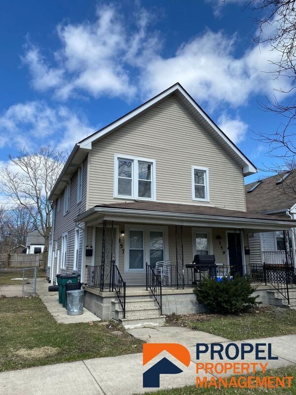 Building Photo - 157 E Bennett Ave