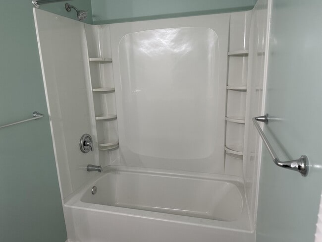 Building Photo - 61 Belgium Hill Rd