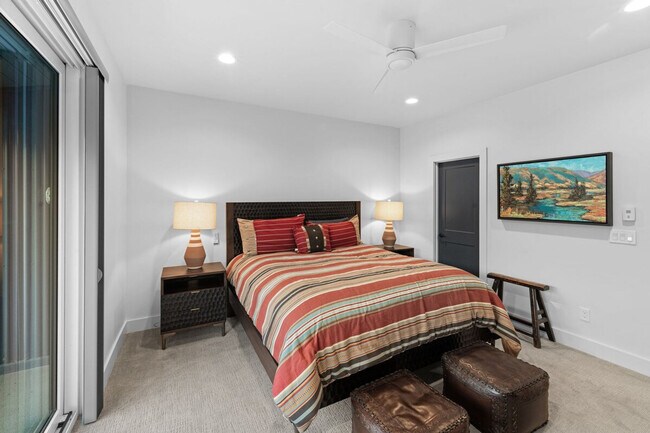 Building Photo - 85 Haverly St