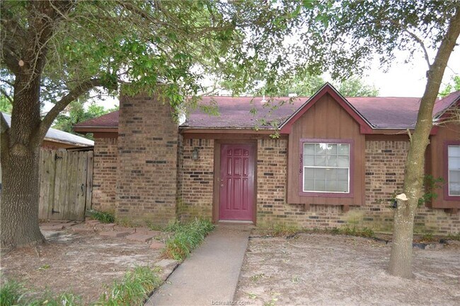 Building Photo - 3318 Bluestem Cir