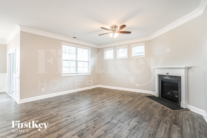 Building Photo - 126 Ari Ave