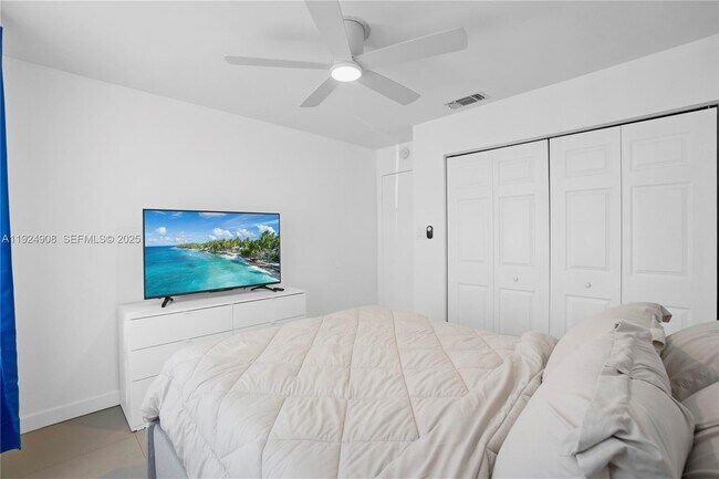 Building Photo - 11211 W Atlantic Blvd