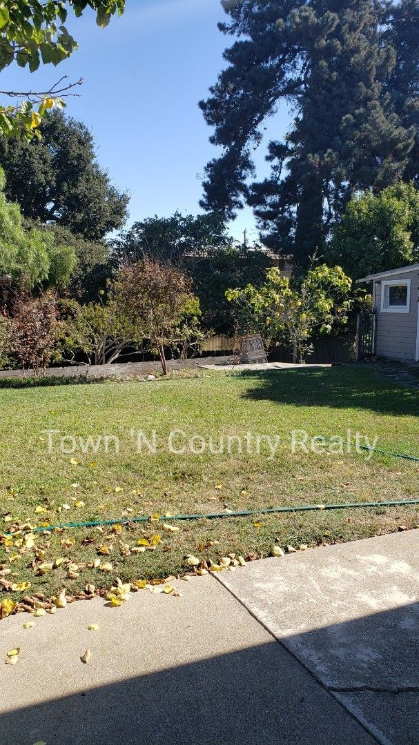 Building Photo - Charming 3-Bedroom Home in South Salinas –...