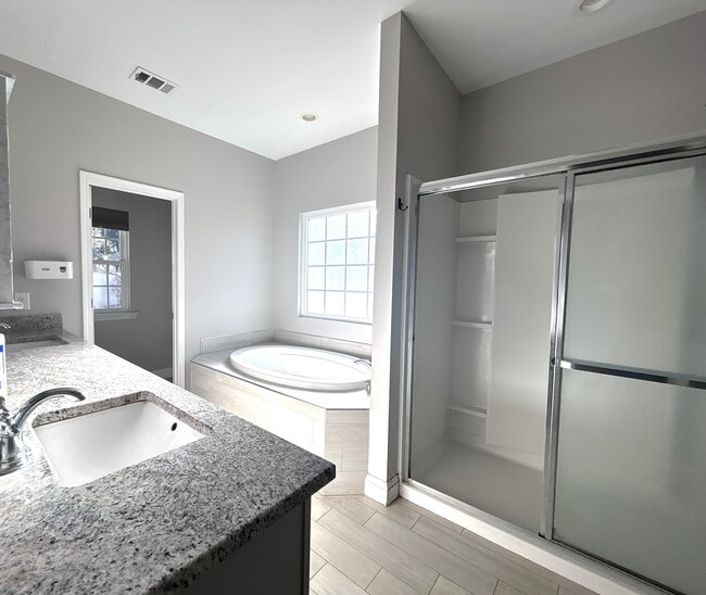 Building Photo - 50 Kayton Ct