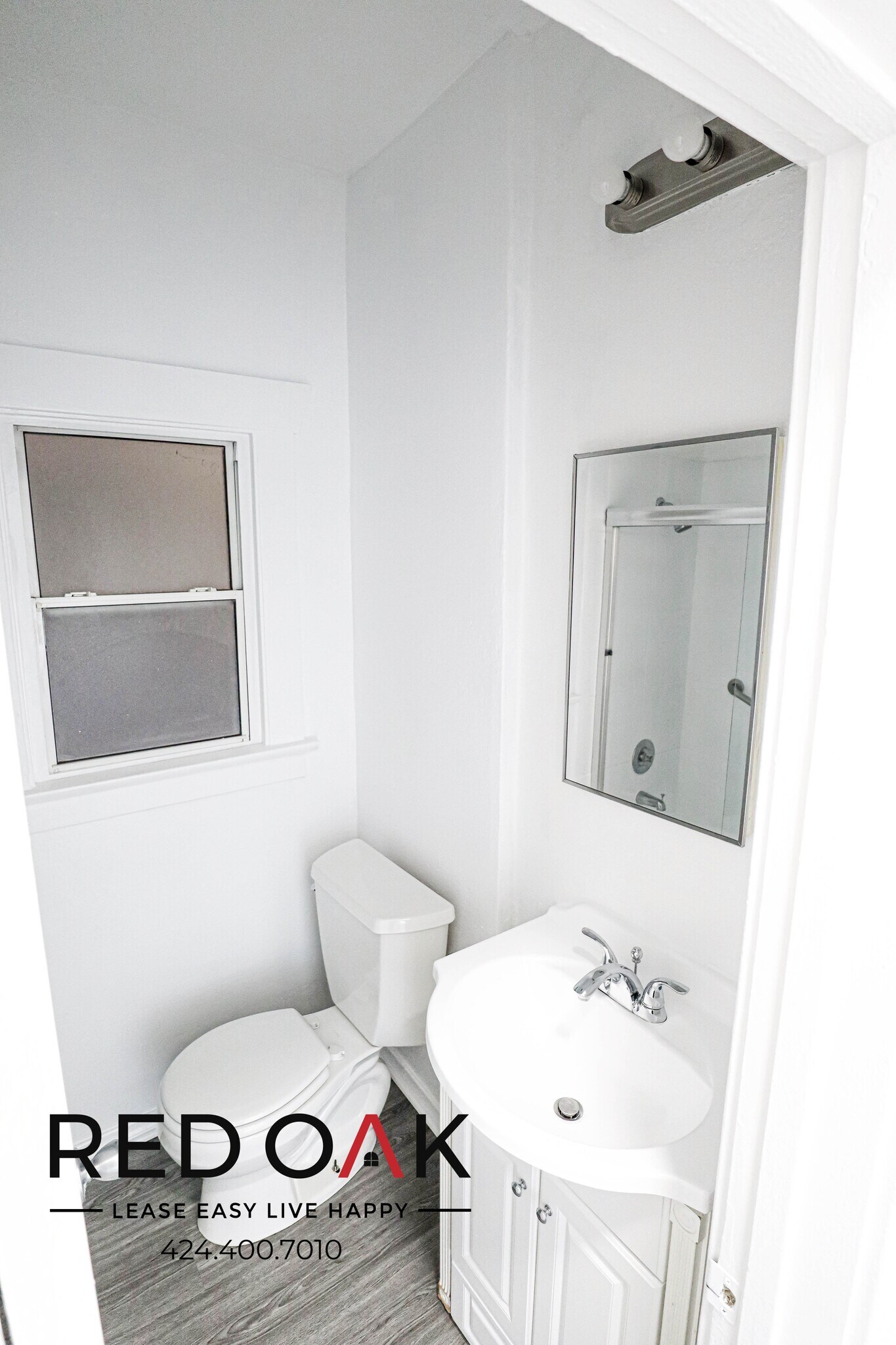 Building Photo - 527 W 15th St