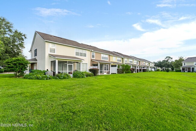 Building Photo - 6280 Autumn Berry Cir