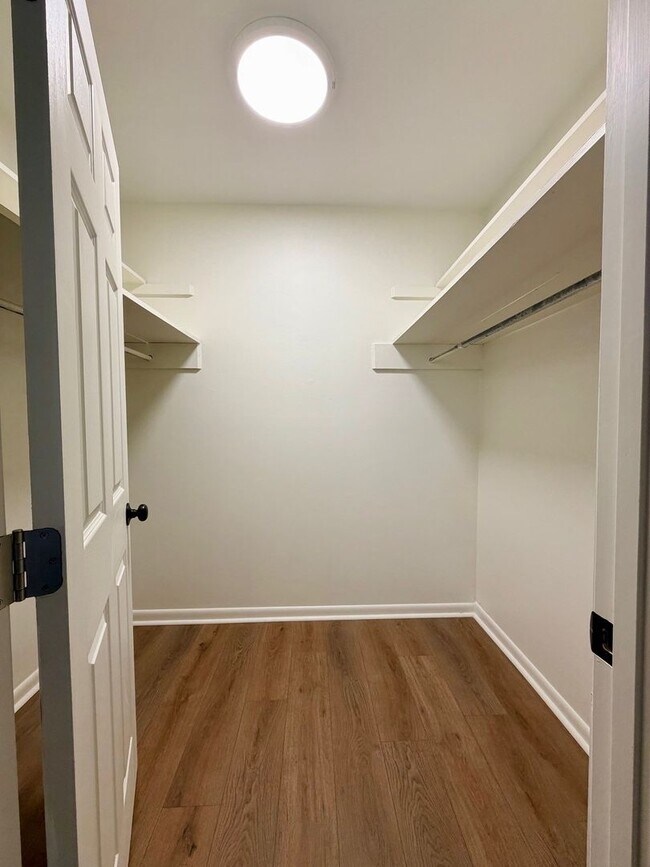 Building Photo - Charming West Nashville Condo with Designer Kitchen & Private Patio Access