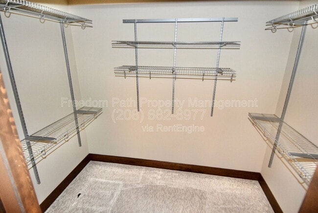 Building Photo - 7763 N Hibiscus Ln