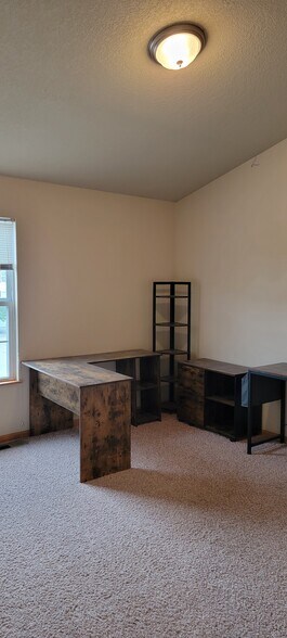 Building Photo - 1705 SW 32nd Ln