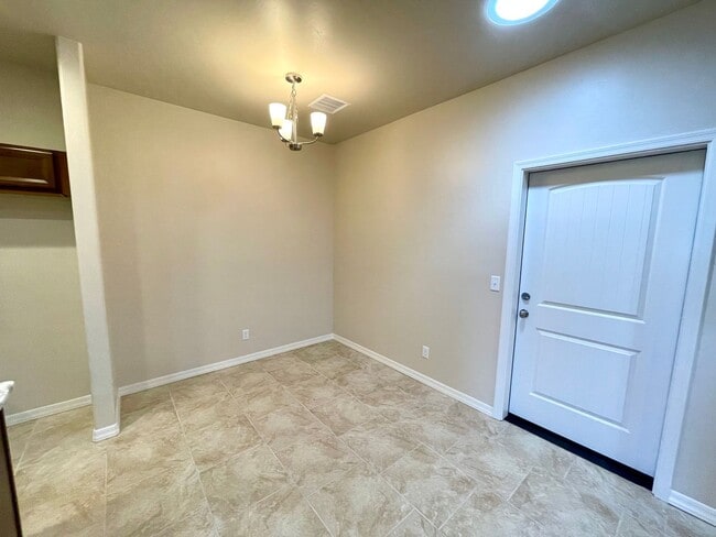 Building Photo - Newly Constructed 2 Bedroom Home!