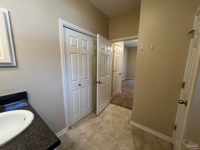 Building Photo - 7101 Joy St